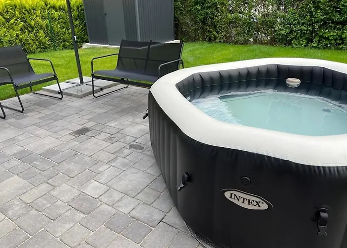 Haushaelfte Mit Garten, Kamin, Grill & Whirlpool Naehe Ber