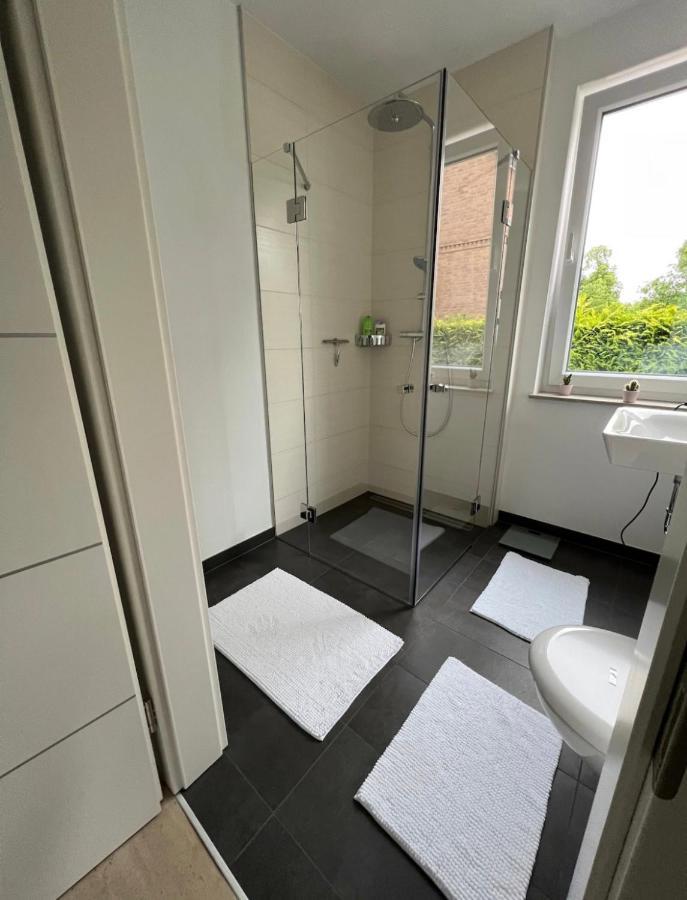 Haushalfte Mit Garten, Kamin, Grill & Whirlpool Nahe Ber Berlino
